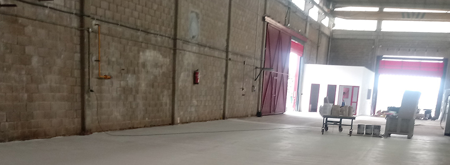 Reparación y renovación del pavimento en fabricación de serraje bovino (Valencia)